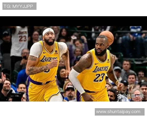 湖人对热火比赛直播结果分析及精彩瞬间回顾